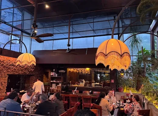 RESTAURANTE EMILIANOS