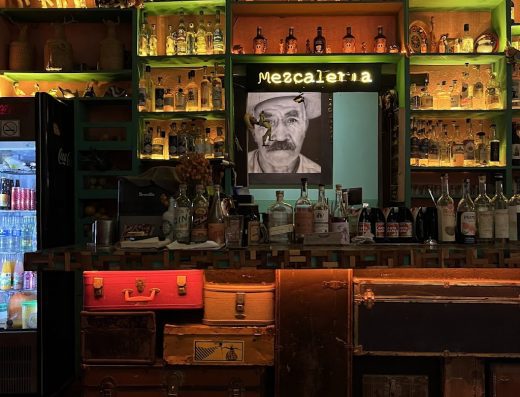 Tata Mezcalería + Cocina