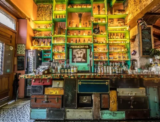 La Cueva del Jaguar – Mezcalería & Club